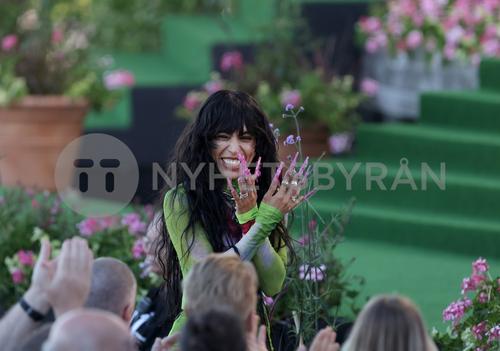 27 - June - Allsång på Skansen, Sweden - sdleREXTT2WCHs_WatermarkPreview.jpg