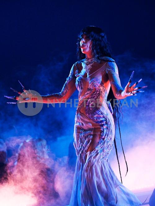 27 - October - Idol Sverige, Sweden - sdl4xKmRBY-Pbs_WatermarkPreview.jpg