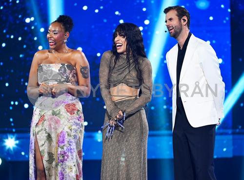 27 - October - Idol Sverige, Sweden - sdl8yXkse45sus_WatermarkPreview.jpg