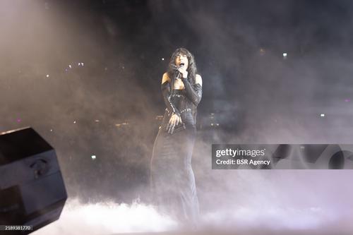 12 - December - Het Grote Songfestivalfeest 2024 (Silas Tahapary) - gettyimages-2189381770-2048x2048.jpg