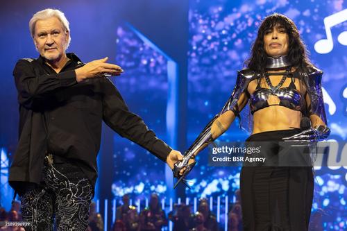 12 - December - Het Grote Songfestivalfeest 2024 (Silas Tahapary) - gettyimages-2189396939-2048x2048.jpg