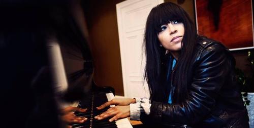 Robin Haldert - tumblr_mc581oNZY21rx6sa7o1_1280.jpg