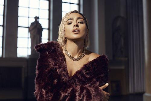 Ellos Photoshoot - 71902964_1224947157712838_5231387453494919168_n.jpg