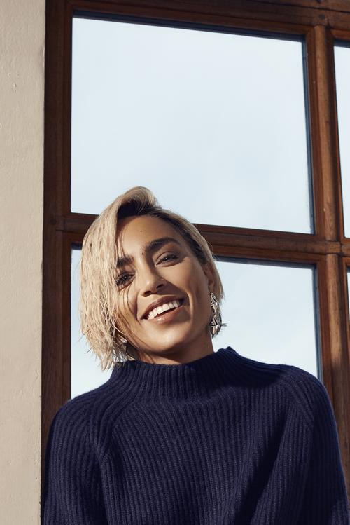 Ellos Photoshoot - a0bd5ee2dbfa996d_org.jpg