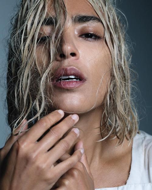 Johan Lindeberg - 53558648_256521055233852_1957974467906027053_n.jpg