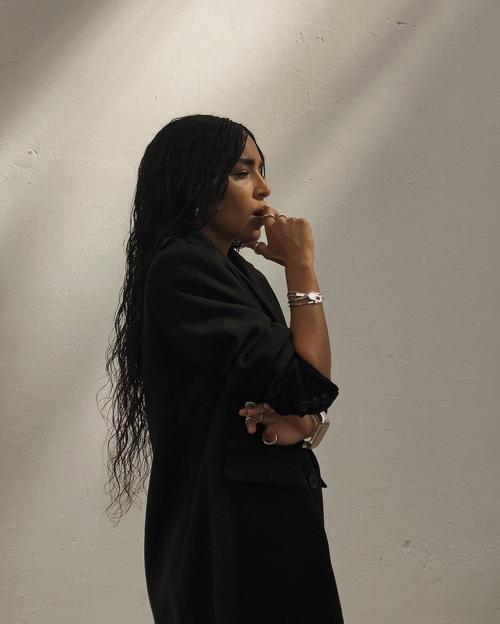 Ellos Photoshoot - ellosofficial_1211685847608291478149447421452631996127519n.jpg