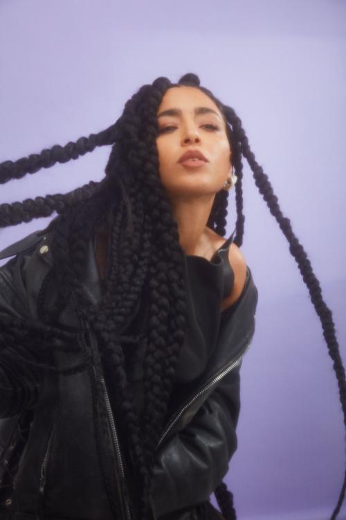 Plaza Kvinna (Patrik Lindén) - LoreenPK5.jpg