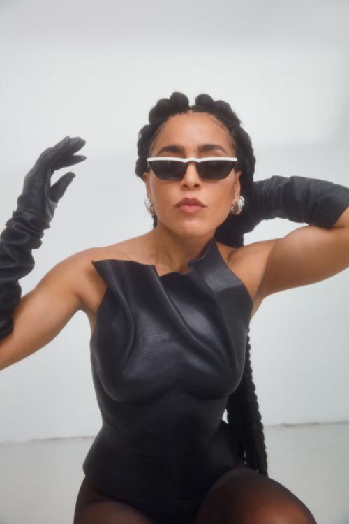 Plaza Kvinna (Patrik Lindén) - LoreenPK6.jpg