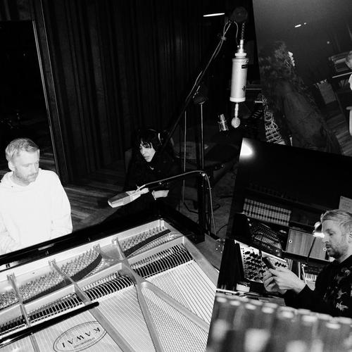 SAGES Promo Pictures (Sunna Ben) - 477261564_17850742494395553_8431376336203311042_n.jpg