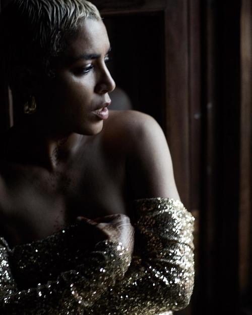 2018 - loreenofficial_250380191374671770378975568706080319471616n1_2818329.jpg