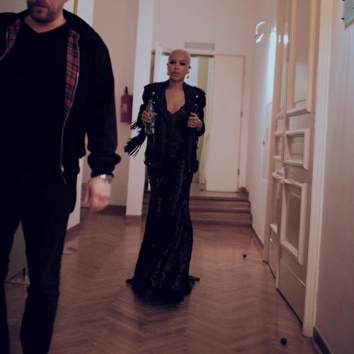 2018 - loreenofficial_250380191374671770378975568706080319471616n1_2833129.jpg