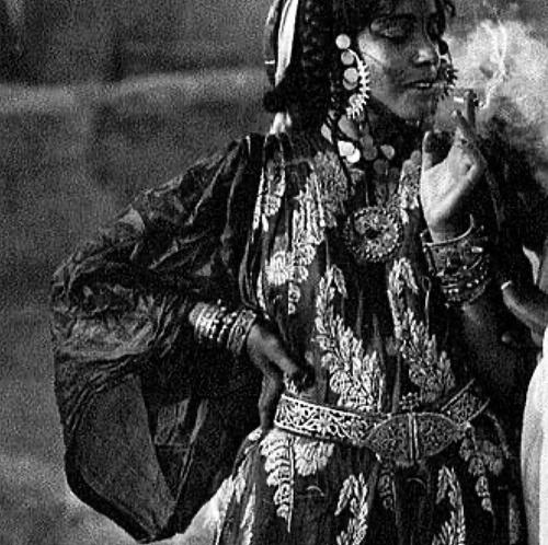 2020 - loreenofficial_250380191374671770378975568706080319471616n1_286029.jpg